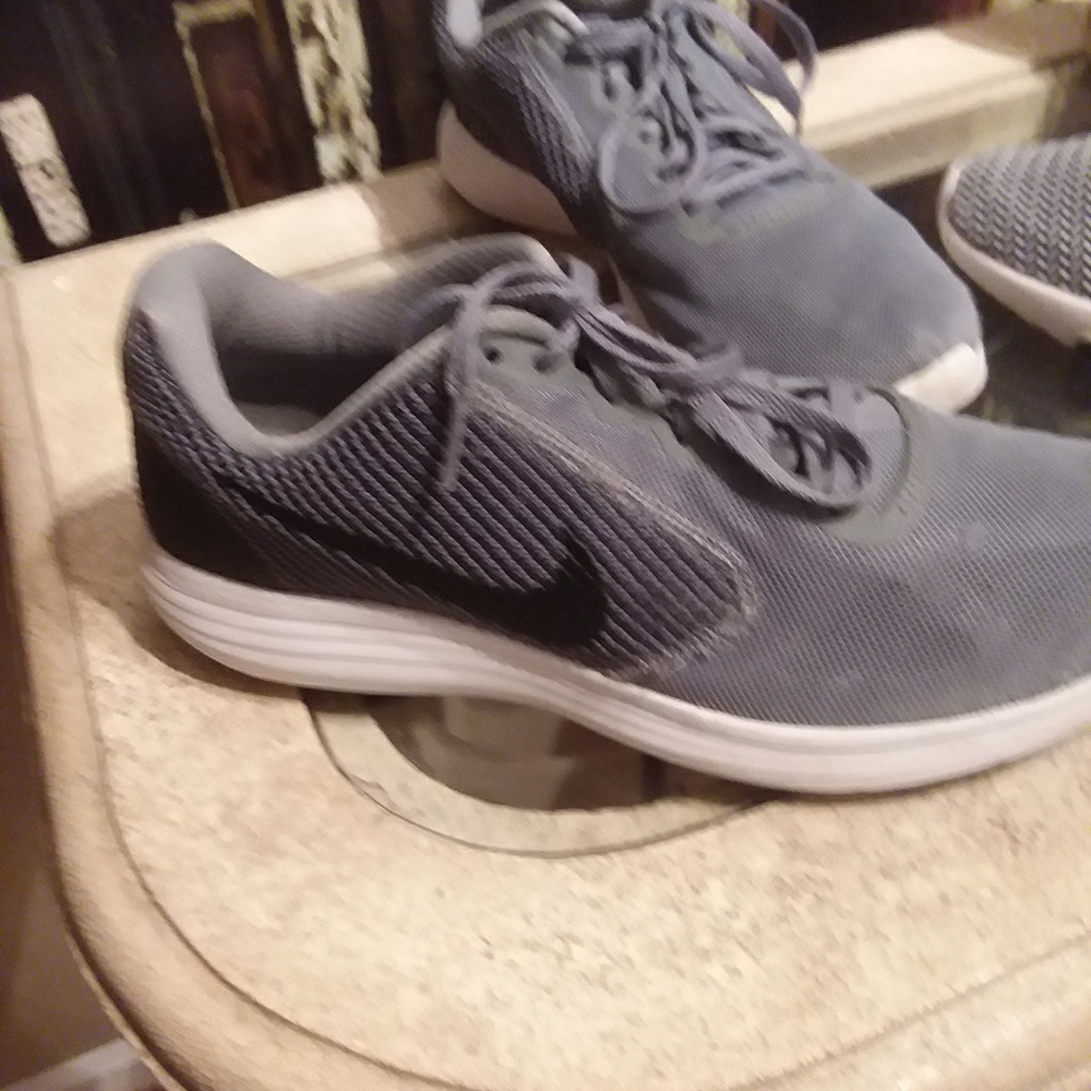 Nike shoes